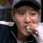 [EXO] 우리 엑톡년~있어봐 오빠가 뜯어줄게~^^