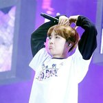 [방탄소년단] <b>호석</b>이 하트나 받아라