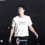 [EXO] 야 도대체 어떻게하면 <b>주변인</b>에게 좋은기분을 주냐