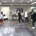 [방탄소년단] <b>진격</b>의 <b>방탄</b> 안무영상 중 발렸던거
