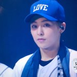 [EXO] 이런 애가 우리 이쁘다고 해<b>주니</b> 몸둘바를 모르겠다