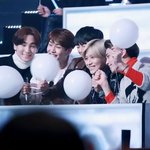[<b>샤이니</b>] 첫콘가는데 알려줘ㅠㅠ
