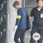 [EXO] 민석이 <b>피곤해</b>보인다ㅠ