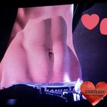 [EXO] 찬열이 배꼽 신기하다