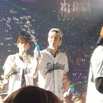 [EXO] 아니근데 <b>리본</b>진짜이쁘게묶었다아님?