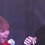 [EXO] 애들 복근공개에 젤 신난건 우리가 아니라 밍<b>석이</b>임