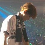 [EXO] 아 변백현 레일 타고왔는데 <b>땅</b>만 쳐다봄