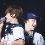 [EXO] 근데 사실 내 생각에는 성격이 밝아<b>진</b>게 아니라