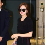 어제 공항에서 수지 올블랙패션 <b>bbb</b>
