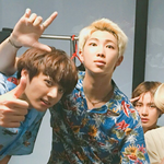 [방탄소년단] 남준이 손 <b>LA</b>한건가?