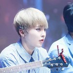 [시우민] 허..허헐 시우민