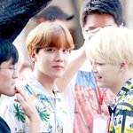 [방탄소년단] 인간 세계에 내려온 <b>천사</b> 같으시죠...