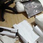 [EXO] 혹시 포스터 찢긴애 기억남?