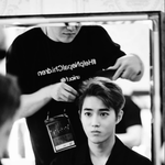 [EXO] 이 얼굴로 거울보면 <b>무슨</b><b>생각</b>할까