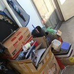 [개깊은빡침] 쓰레기와물건 쌓아놓는 <b>옆집</b>때문에 못살겠습니다