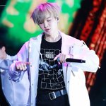 [방탄소년단] 이 분 얼굴 <b>소멸</b>되는 거 아닙니까? 네?
