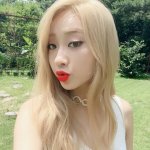 경리 금발