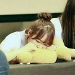 [댓글부탁해] 예쁜데키작몸매꽝<b>vs</b>못생겼는데키큼몸매짱