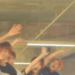[세븐틴] 찬이 석민이<b>한테</b> 치이는거