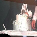 [EXO] 우리 <b>생축</b> ㅊㅊ 케이크는 어슷썰기지