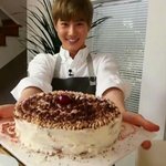 [EXO] ㅅ1발 야 생일축하해 올해도 쳐웃는<b>일만</b> 가득하자