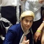 [EXO] 계란<b>초밥</b>을 머리에 놓았구나!