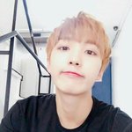 [업텐션<b>선율</b>] 무슨 사진이 제일 잘 나온 것 같음??