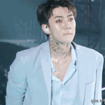[EXO] 이고..목에..<b>타투</b>..누가그려줬을낀