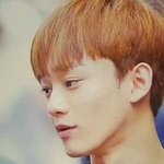 [EXO] 와 김종대 이런 <b>색</b>을 탈색 안하고 냈다고?