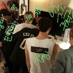 [EXO] 장사장 <b>양옆</b> 누구냐