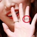 [EXO] 수<b>ji</b>처럼 손꾸락 문신은 이쁜듯