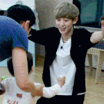 [EXO] 야 새벽2시반에 <b>핸드볼</b>도 볼거임????