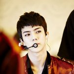 [EXO] 이 얼굴로 나에게 <b>화살</b>을 겨룬다면 기꺼이