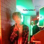 [아이콘] <b>바비</b> 어제 홍대ㅜㅜ