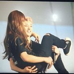 [BAP] <b>문종업</b> 콘서트중에 여자 안았음;;;;;