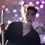 [EXO] <b>와이</b>셔츠 소매 걷고 일하는 김준면 vs