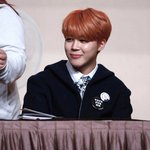 [방탄소년단] 아까 사진 <b>직찍</b> 올린 이삐 사진 보정해봄