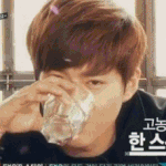 [EXO] 3번 <b>테이블</b>에서 보내는 한잔입니다