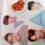 [시우민] ㅅㄷ 헤헤 나 굽네 <b>부채</b> 받았다ㅋㅋㅋㅋㅋ