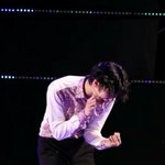 [VIXX] 그러고 보니 택운이 고음 올라갈때 허리 숙이는거