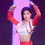 <b>나뮤</b> 소진 개미허리 ㄷㄷ