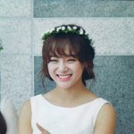 <b>화관</b>쓴 김세정