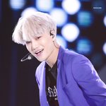 [카이] 160604 머리색이 <b>미모</b>만큼이나 예뻤던 종인이