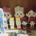 [EXO] 니네 게이쳐 립밤 핸드<b>크림</b> 몇개냐