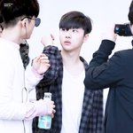 [아이콘] 단체로가서 <b>시위</b> 하고싶다