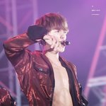 [백현] 29일콘 백현이 초콜릿복근 고화질