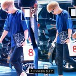 [EXO] 김민석 옷 나만 좋냐...
