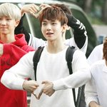 [세븐틴] 가끔가다 아낀다 때 애들 사진 보면 특히 지수는