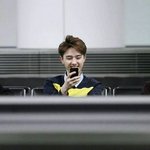 [EXO] 슴:간지나게 <b>철장</b>에 돈 넣어놓을까?