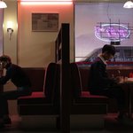 [EXO] <b>네온사인</b>은 일본 럽라에도 많이나옴